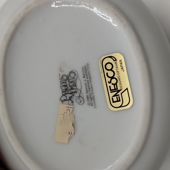 Precious Moments Christmas Dish with lid - Picture 5 of 6